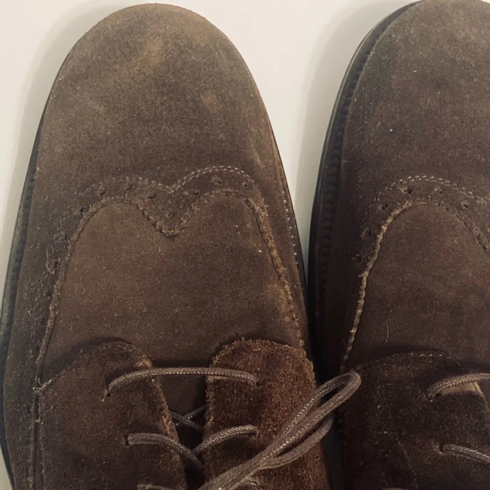 Johnston & Murphy brown suede derby style shoes Size 13, dark brown wingtip shoe